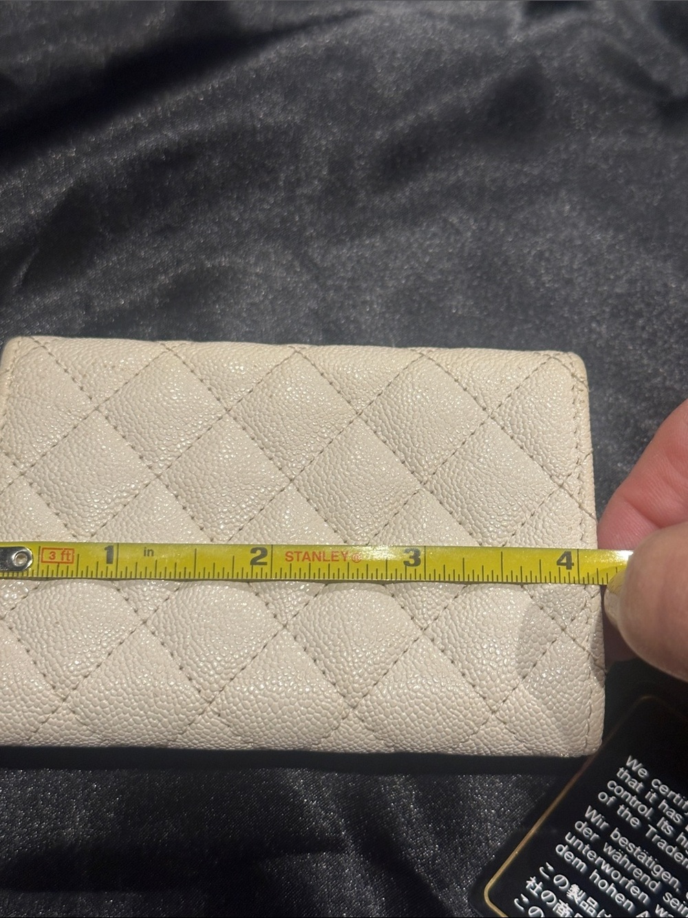 🌺Authentic CHANEL Cream Quilted CC Snap Compact Wallet-Gold Hardware - Picture 9 of 16